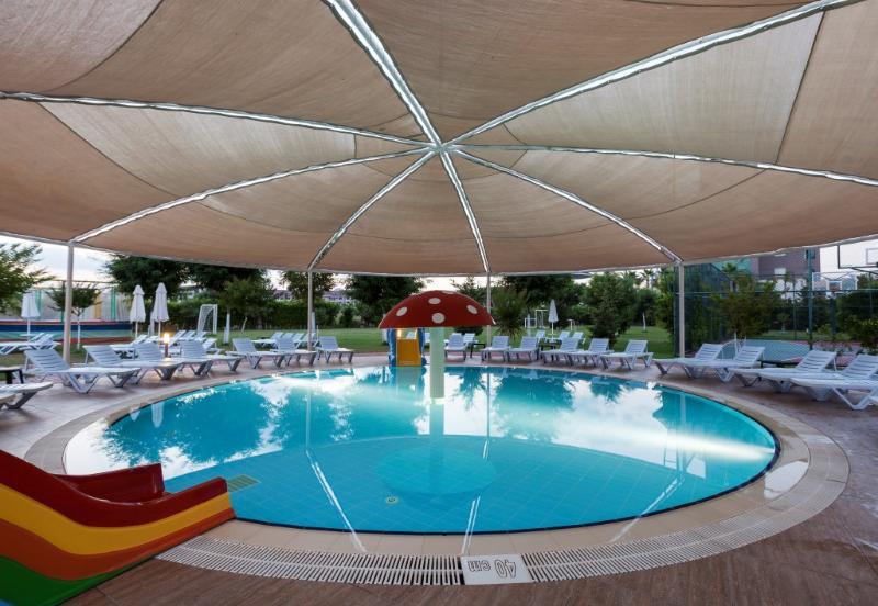 Hotel Calimera Hane Garden Side