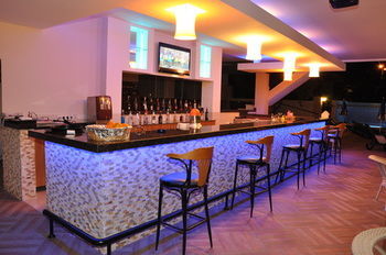 Almera Park Hotel 3*
