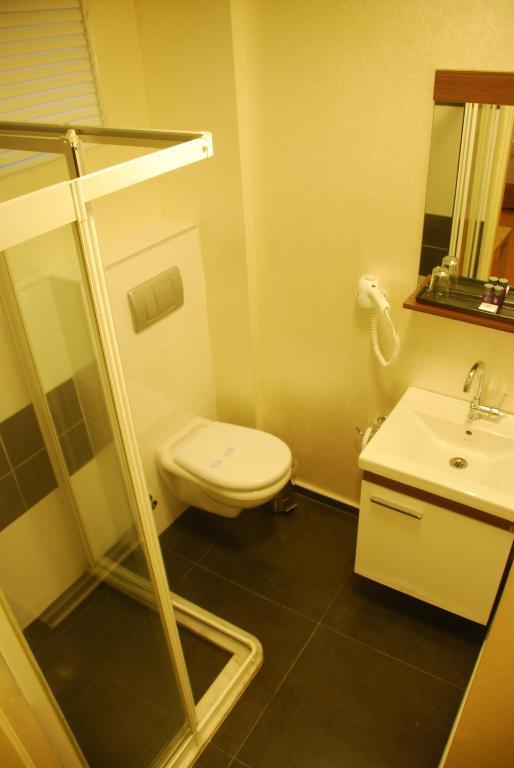 Mini 2* Izmir
