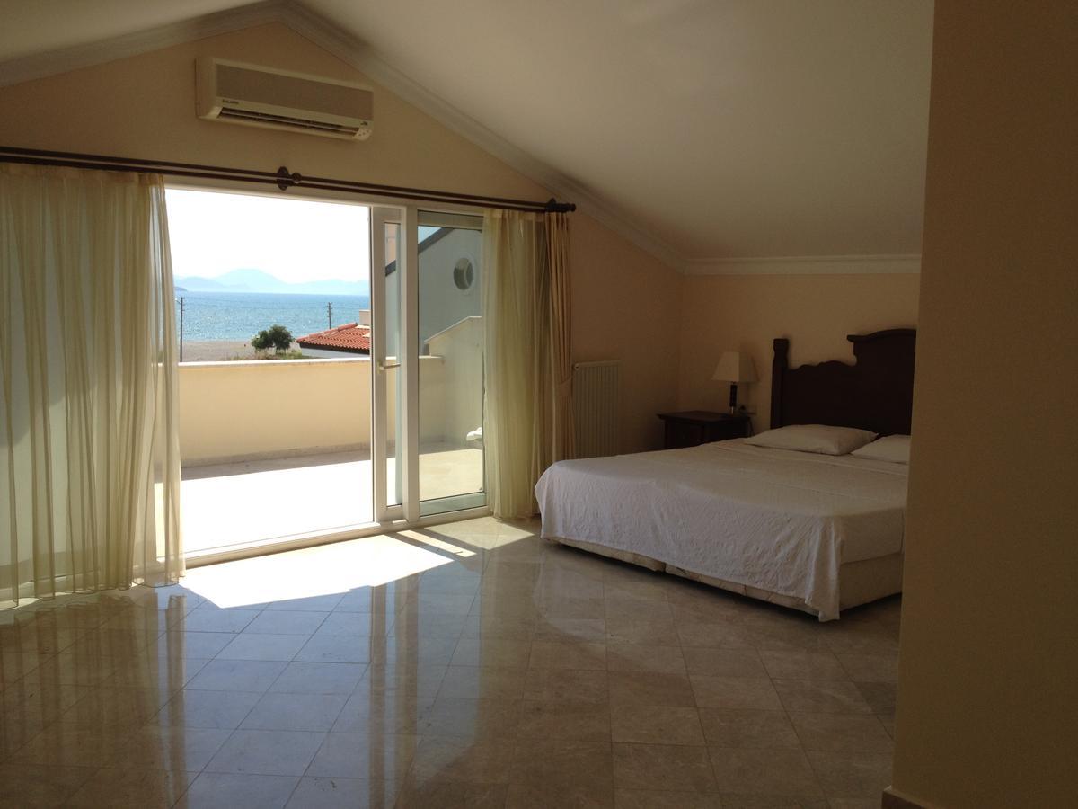 43 Seaside *