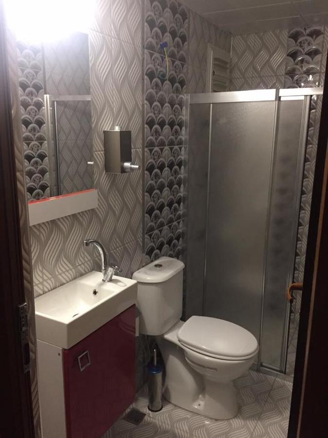 Oezguer 3* Antalya