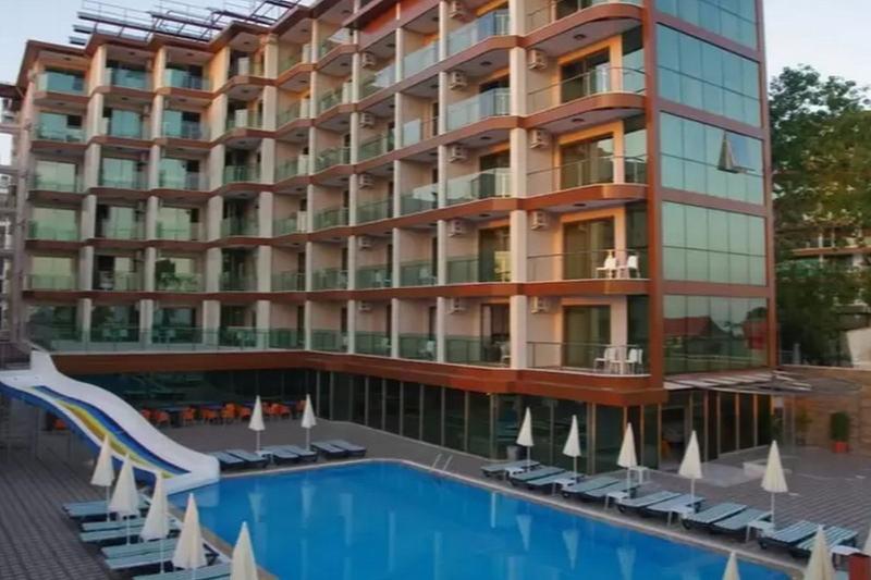 Hotel Bayar Garden