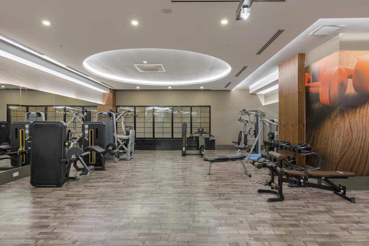 Crown Sunshine Ultra Hotel
