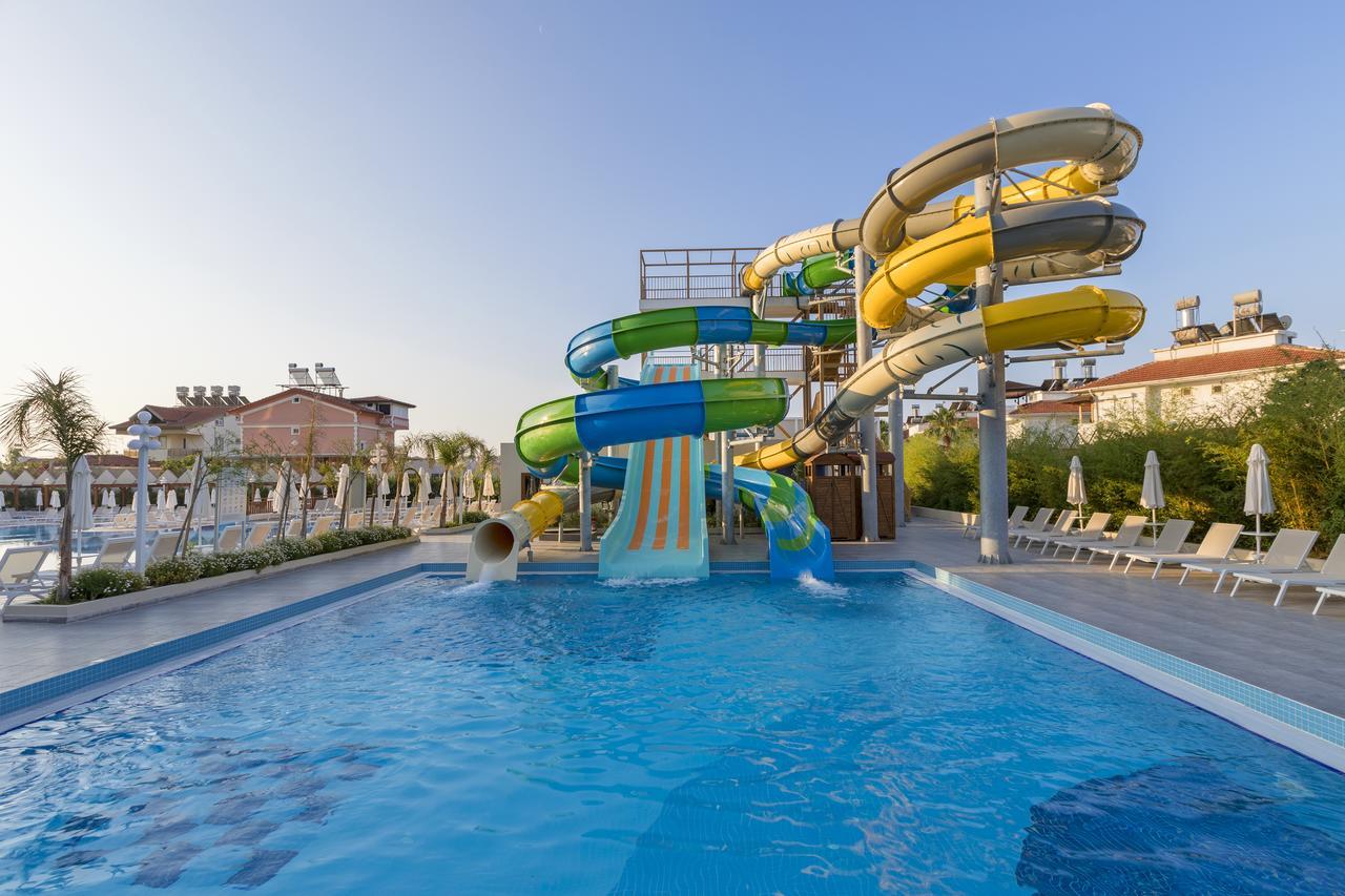 Crown Sunshine Ultra 5* Side