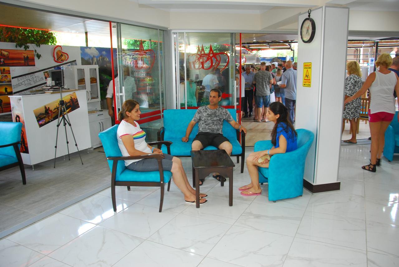 Hotel Angora Side
