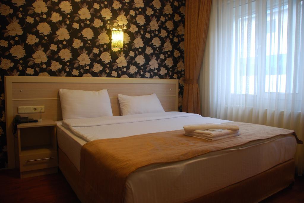 Hotel Mini 2*