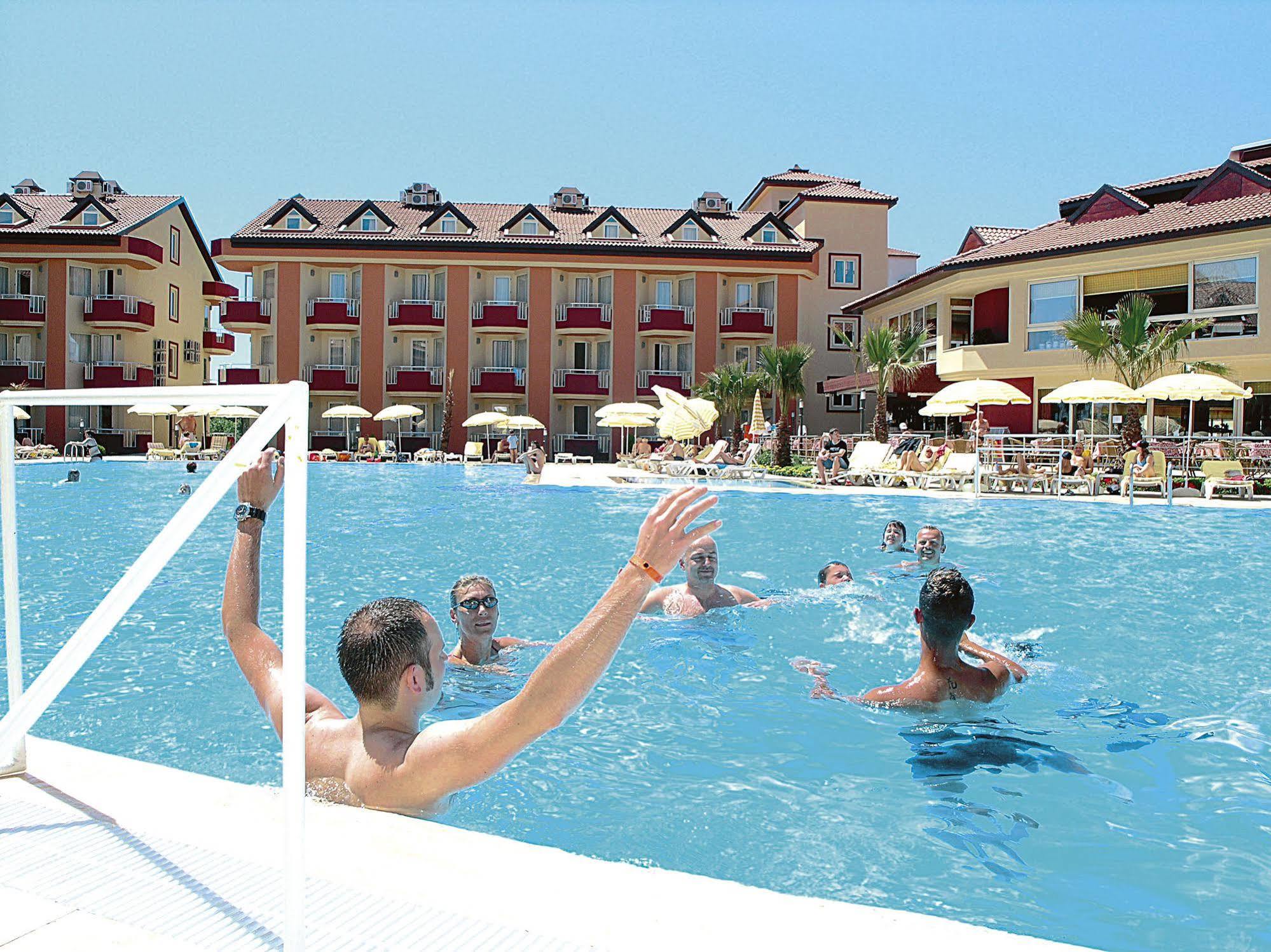 Orfeus Park 4*