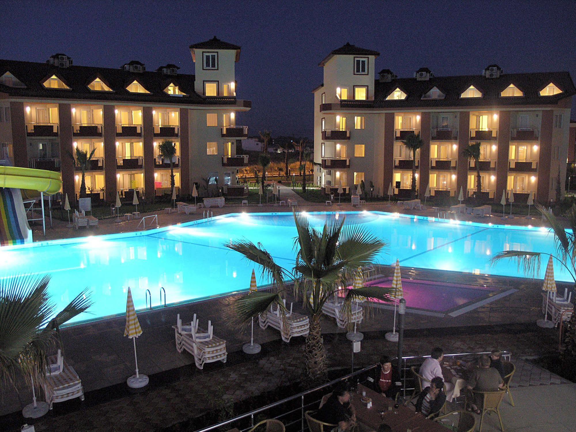 Hotel Orfeus Park 4*