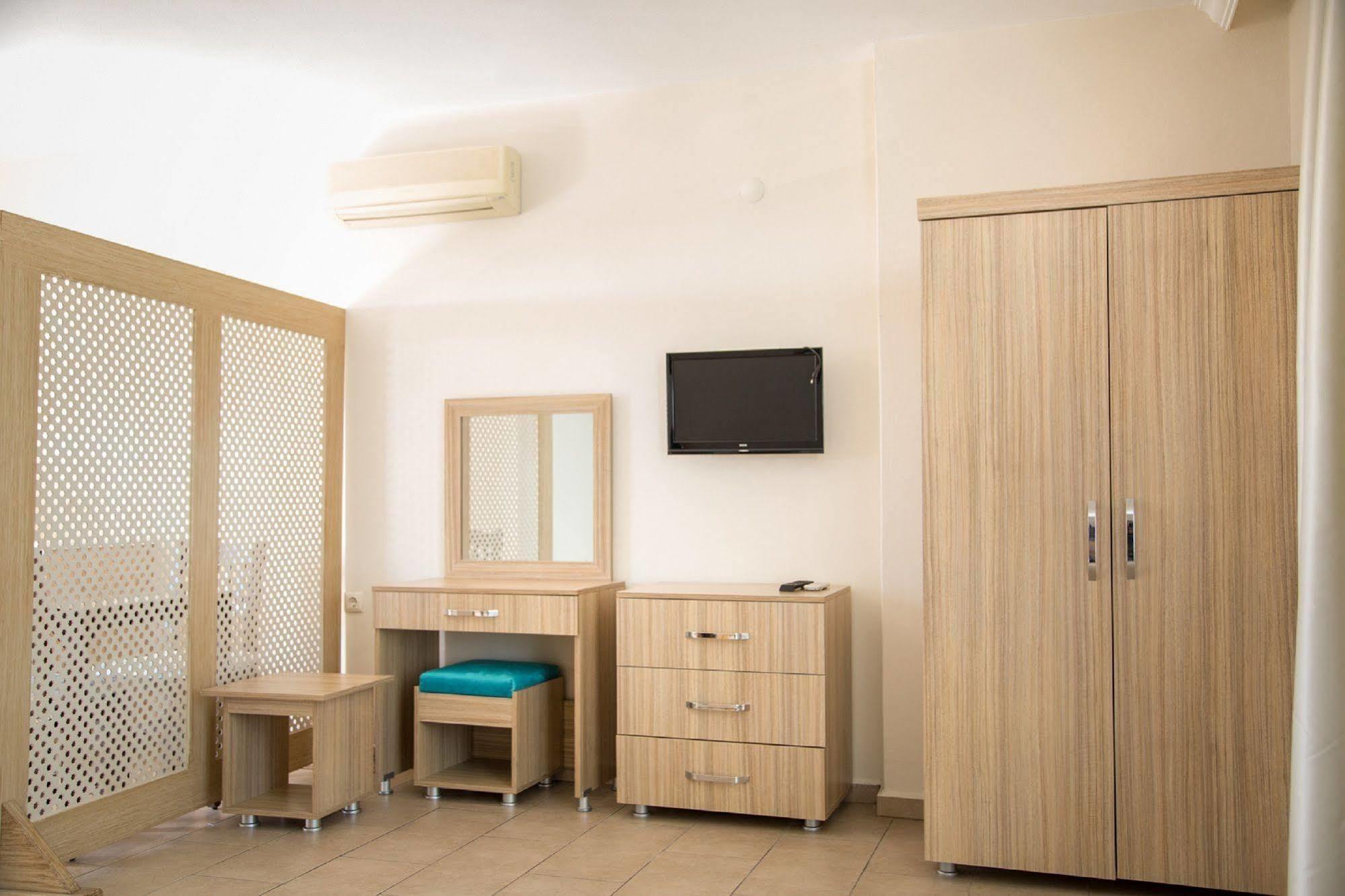 Ponz Hotel Hotel