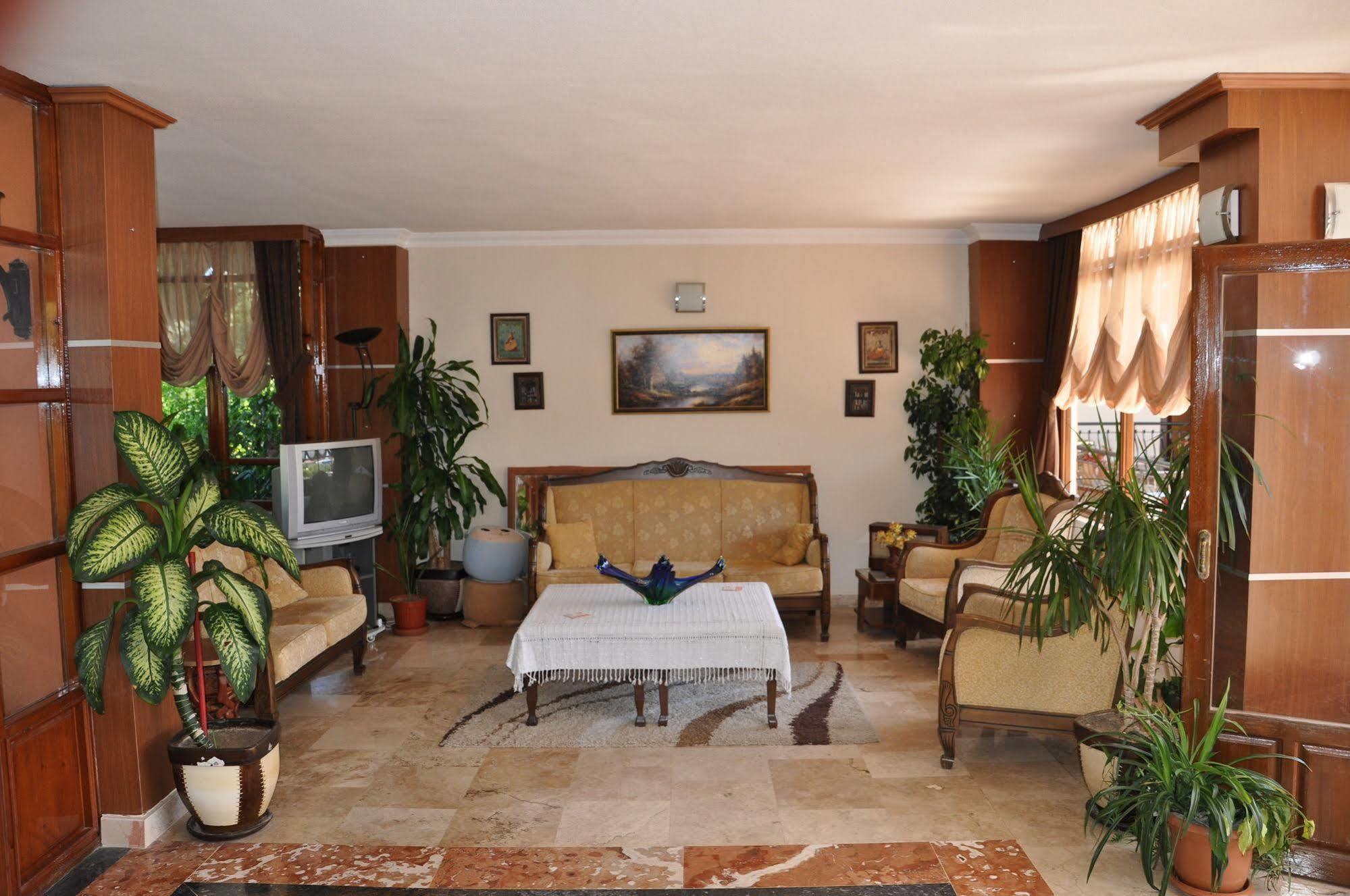 Hotel Mg Moms 3*