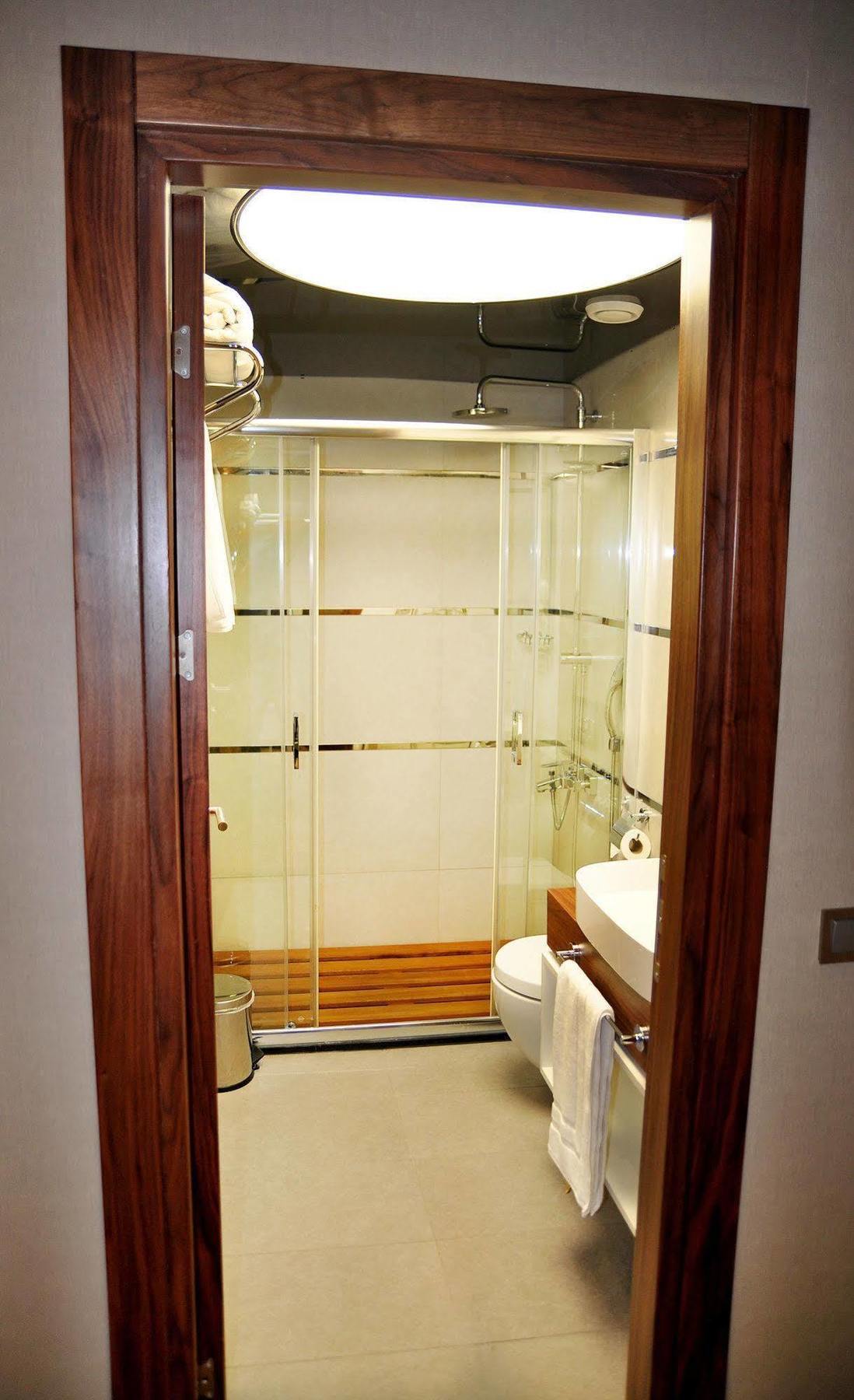 Avin Hotel Izmir