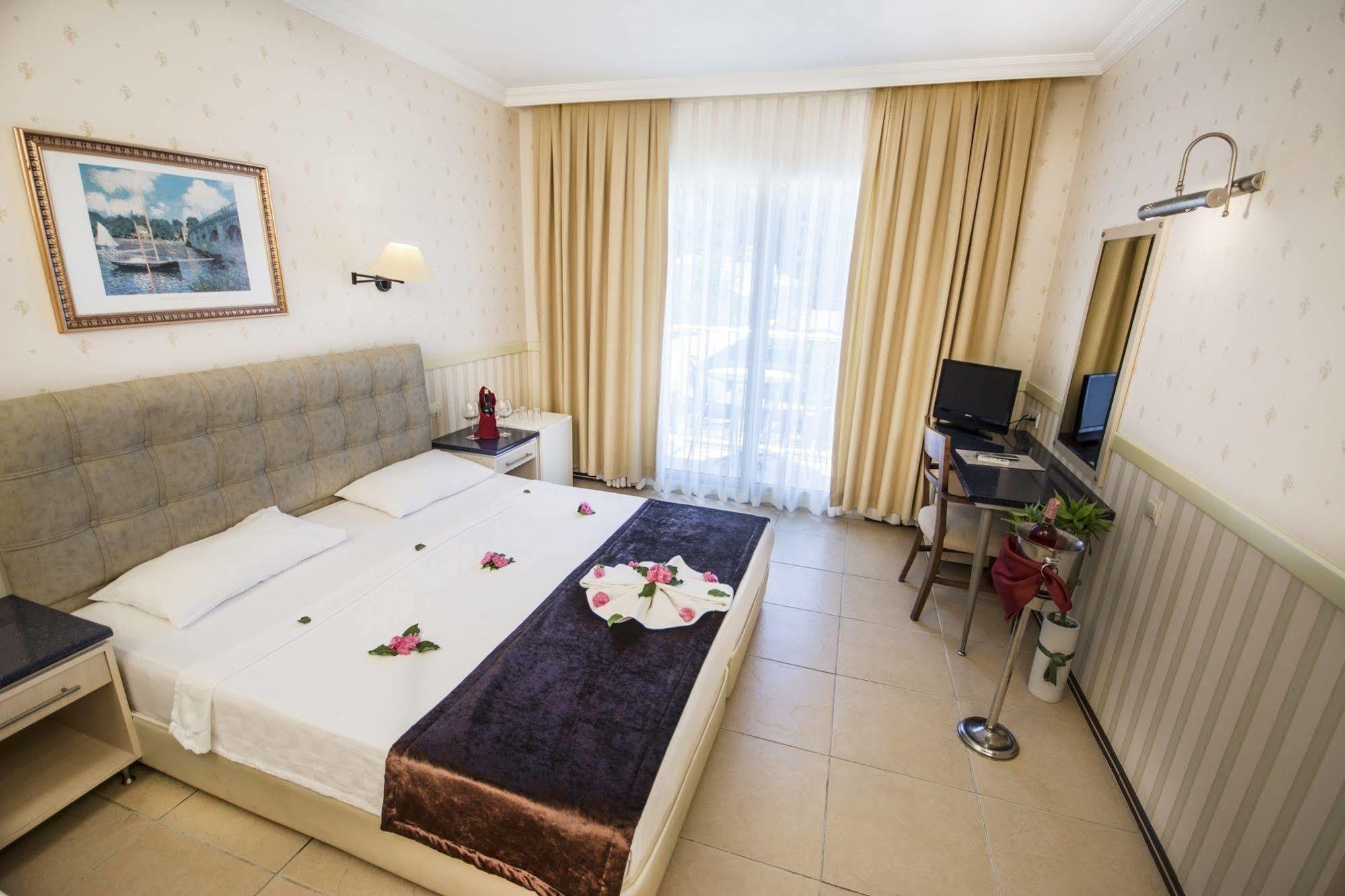 Hotel Mersoy Bellavista (adults Only)