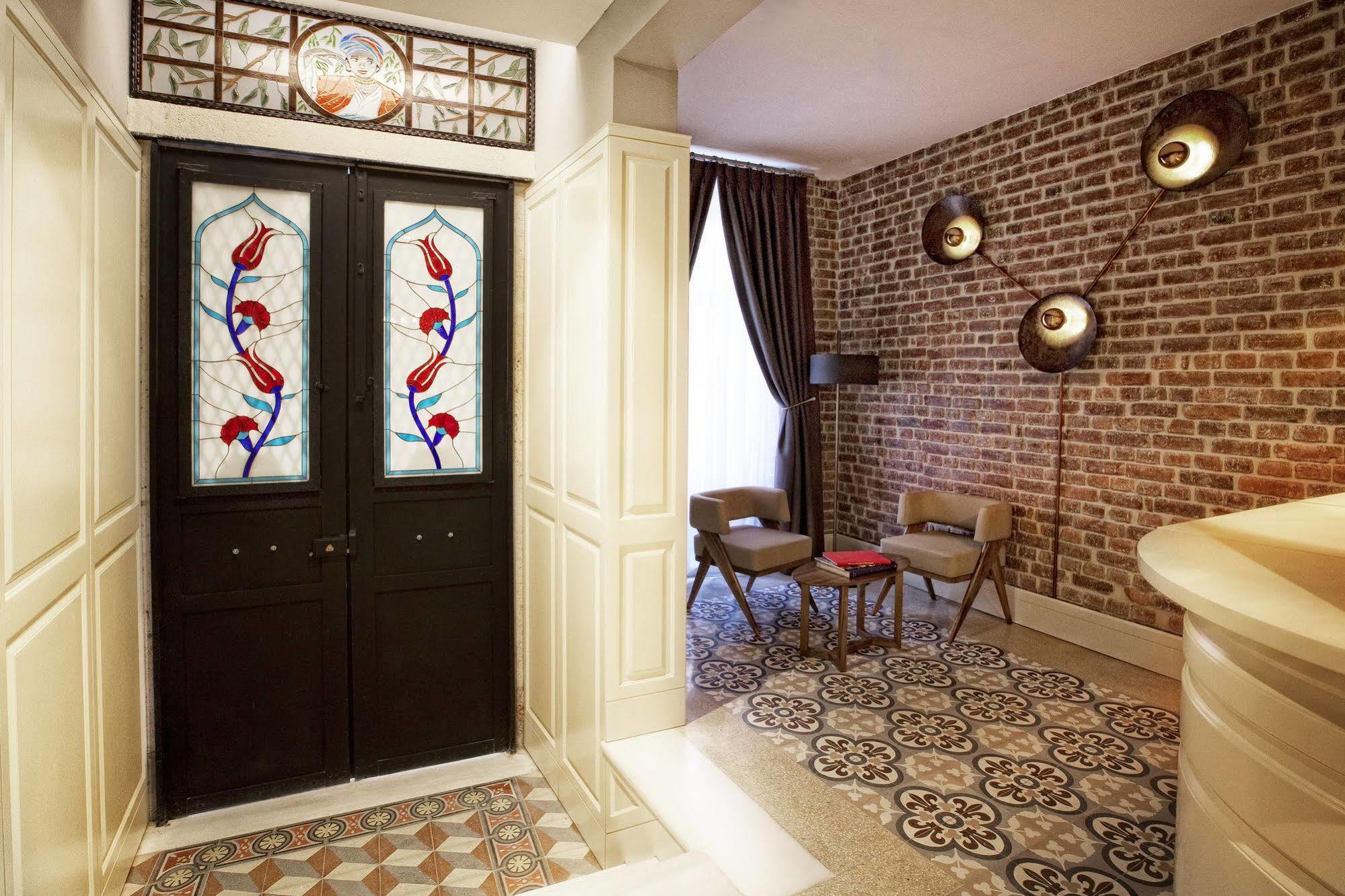 Miniature Hotel 3*