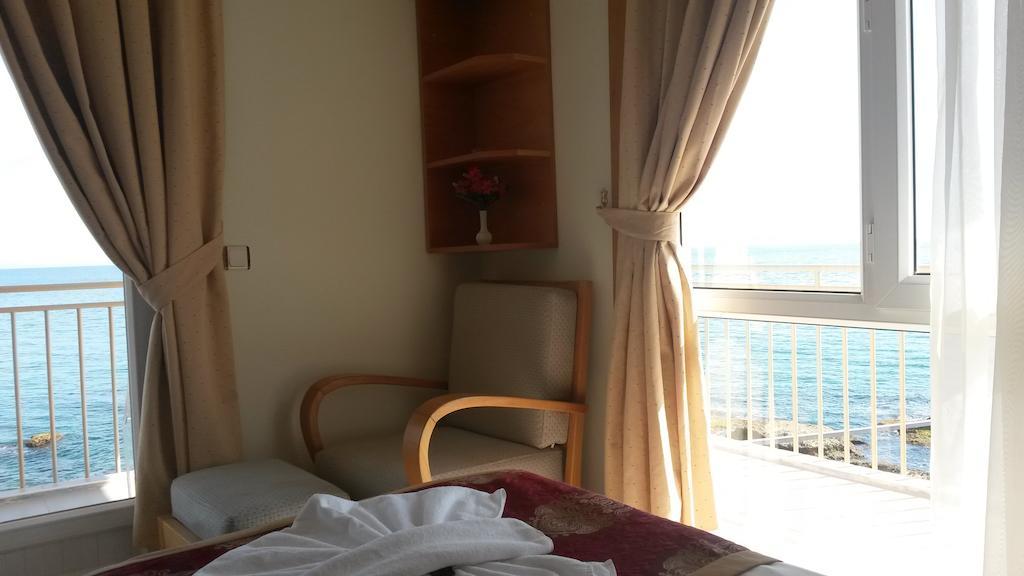 Yali Bed & Breakfast 3*