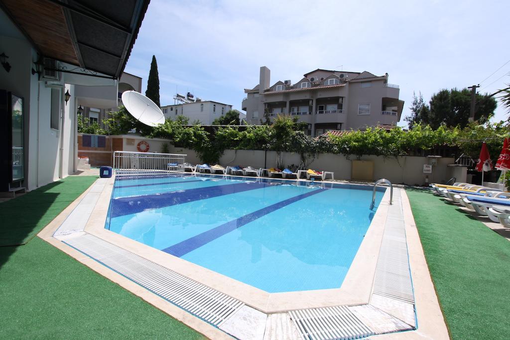 Aparthotel Kamelya 3*