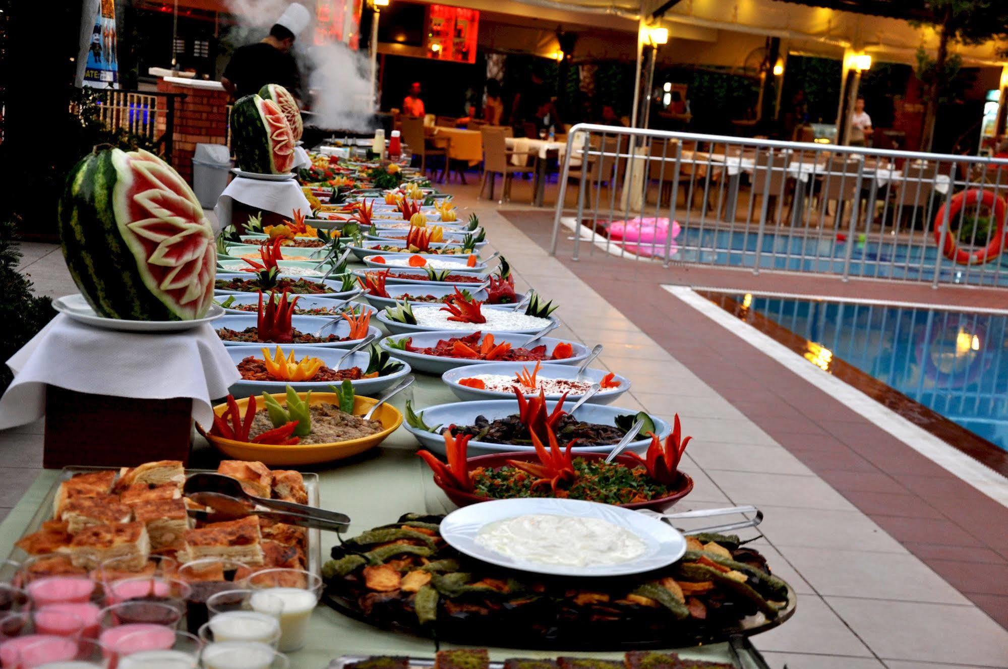 Orient Hotel 3*