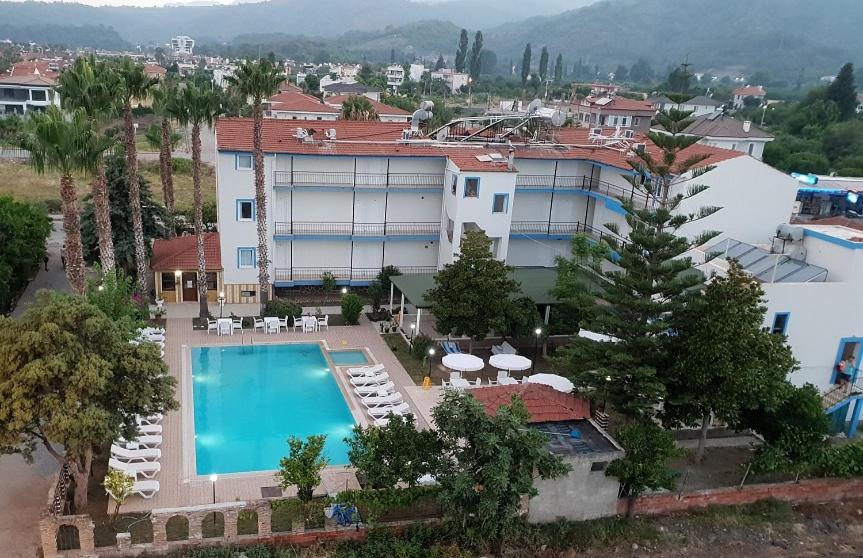 Hotel Haus Eden 3*