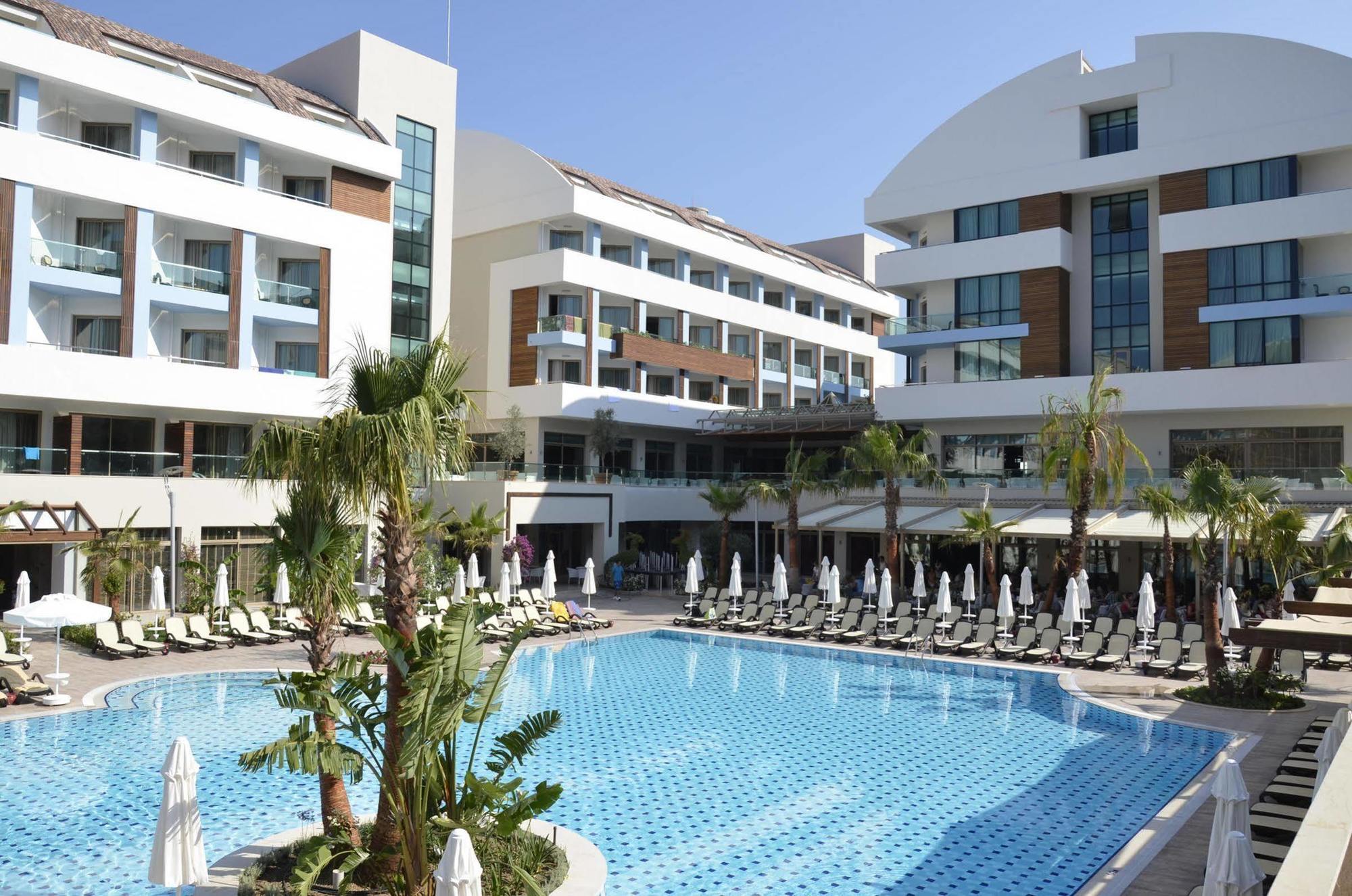 Port Resort Side