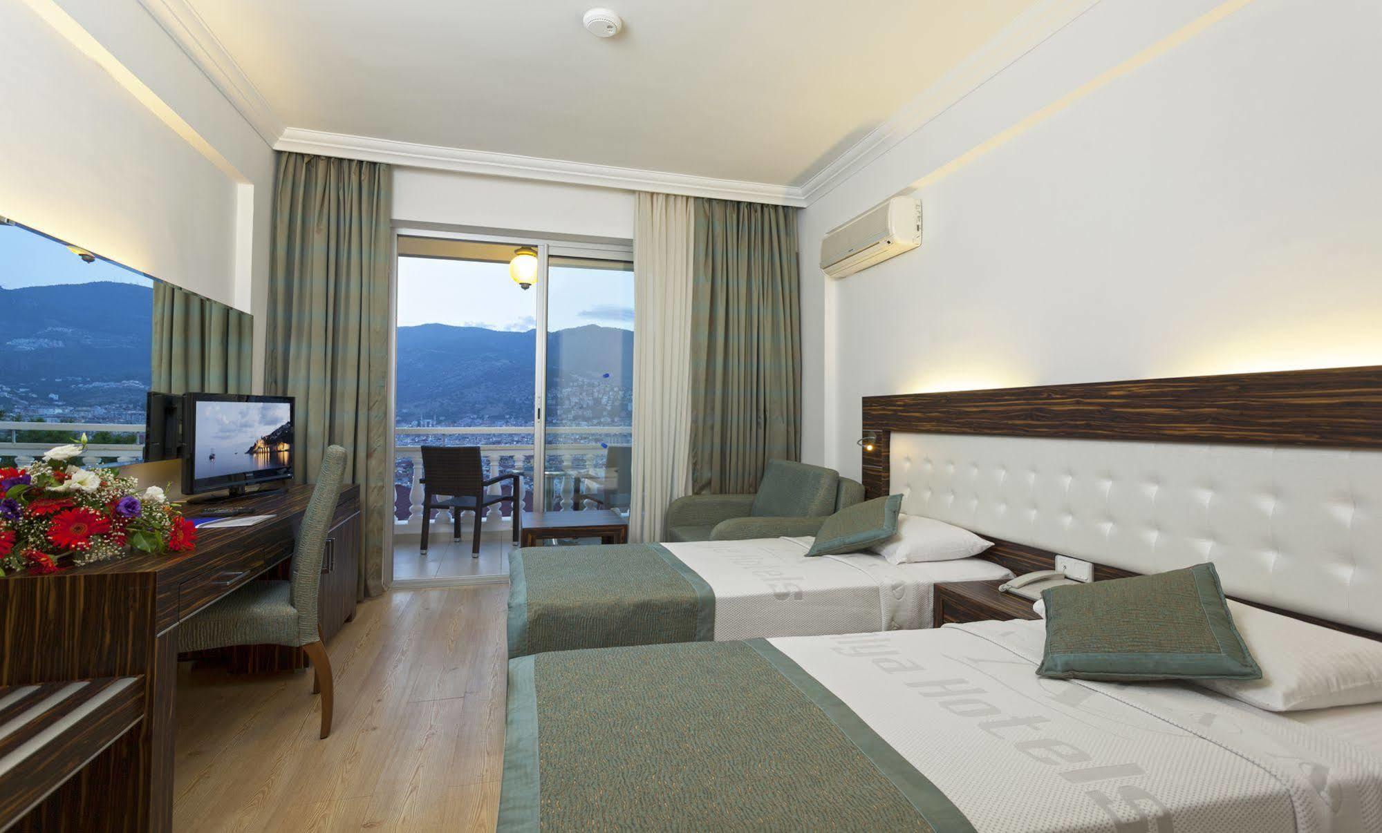 Hotel Sunny Hill Alya