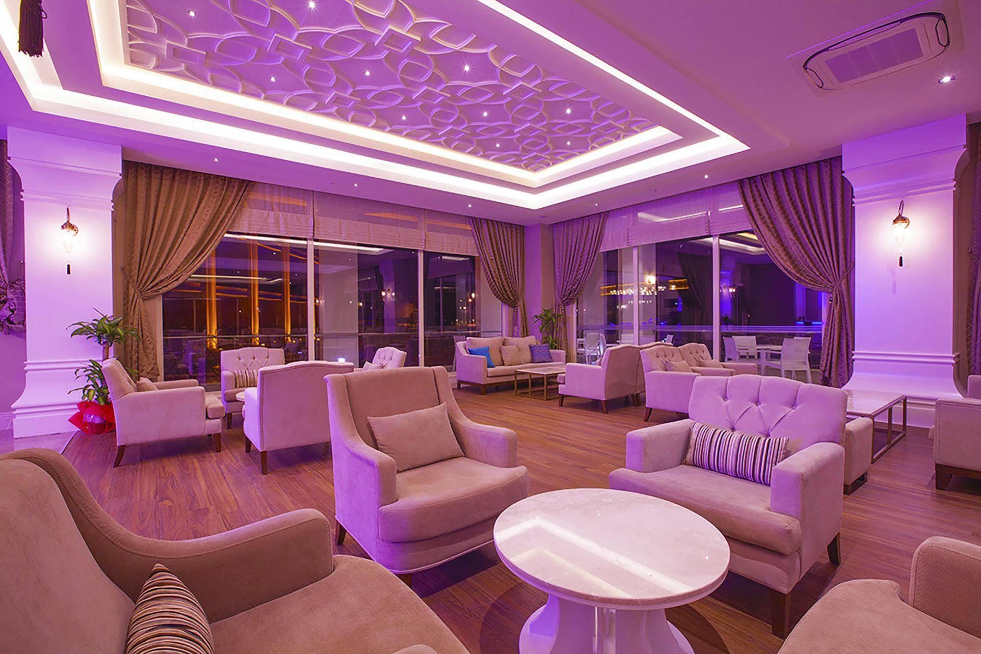 Diamond Elite & - Adults Only 5* Side