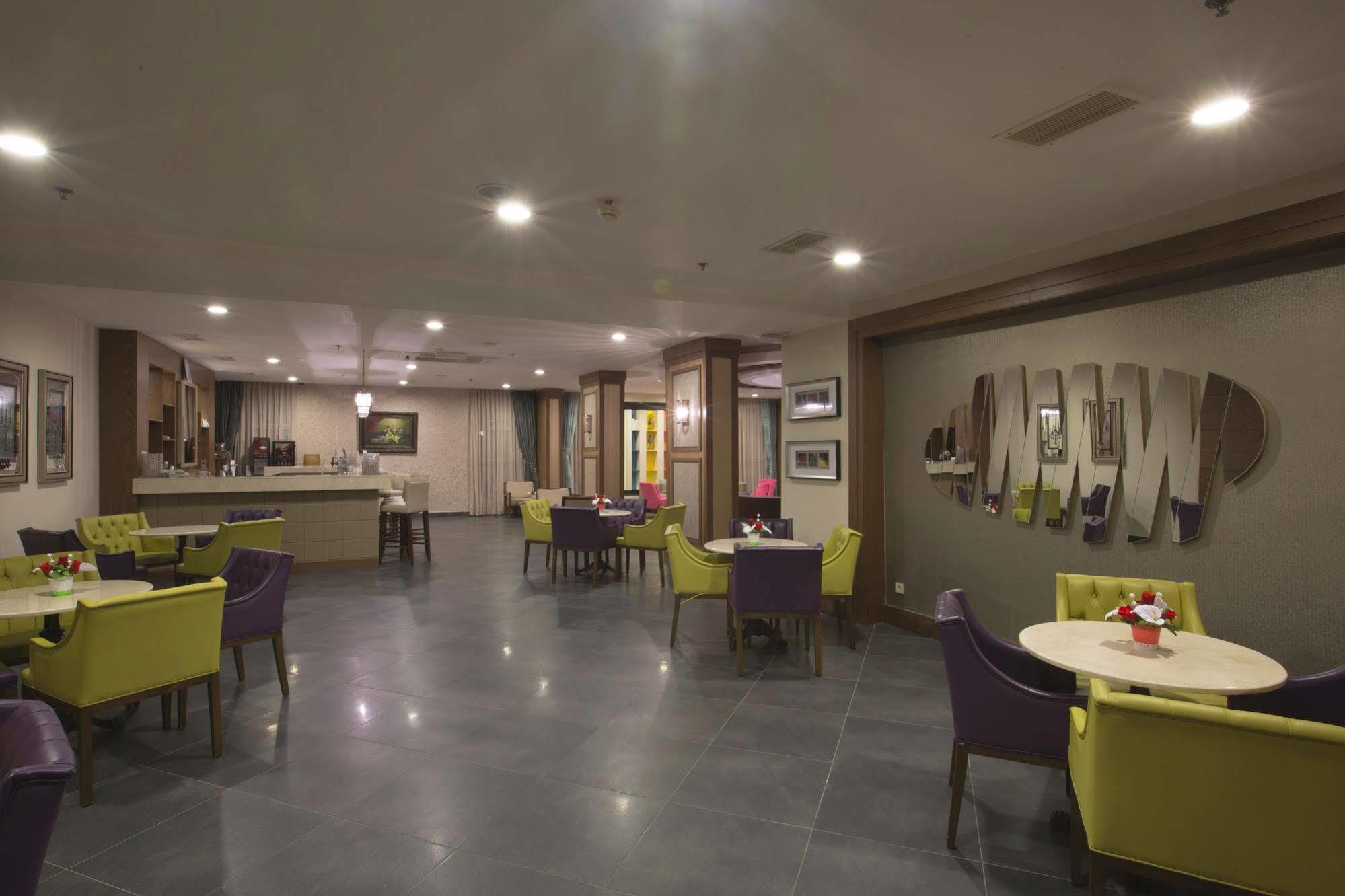 Insula & Hotel 5*