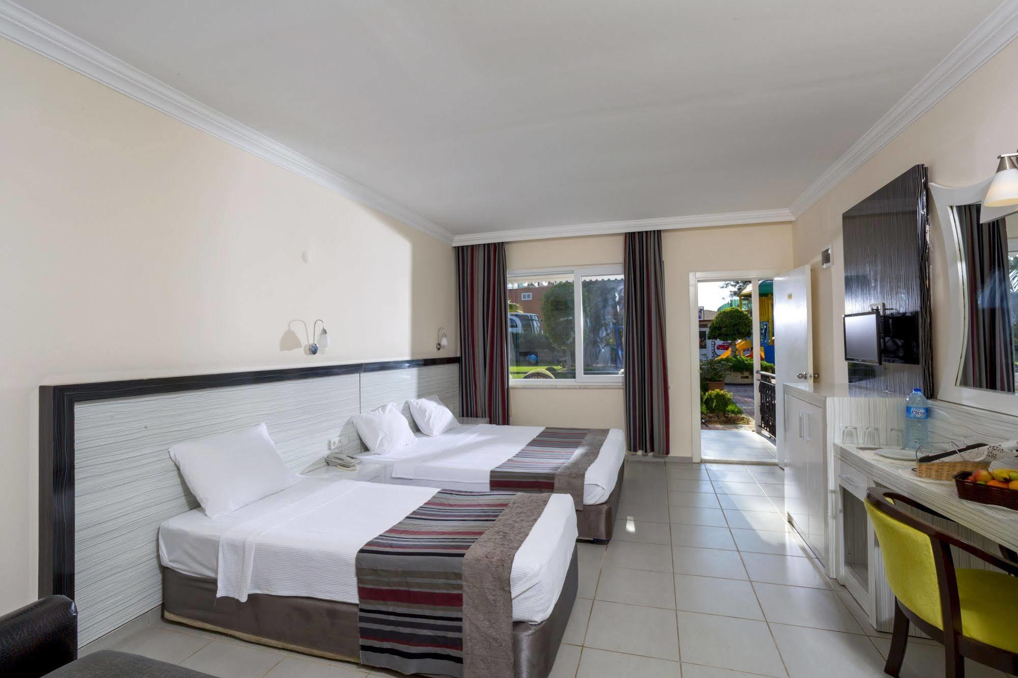 Senza Inova Resort 4*