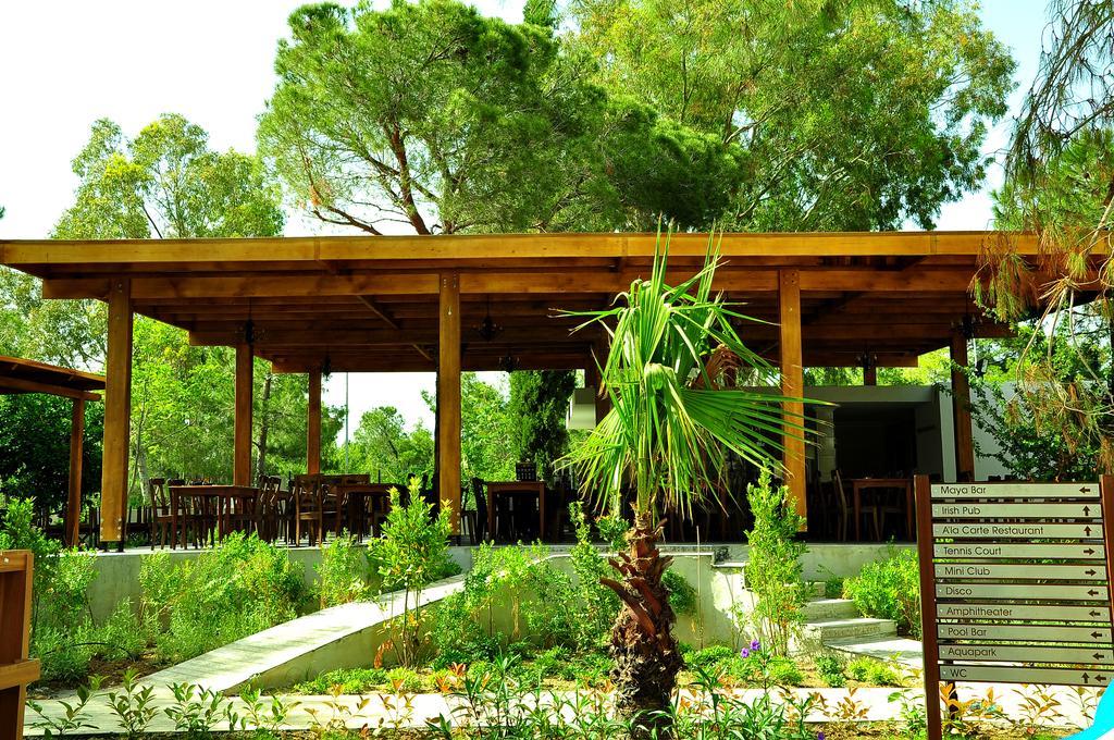 Maya World Hotel Side