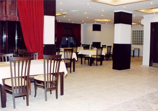 Carna Garden 3*