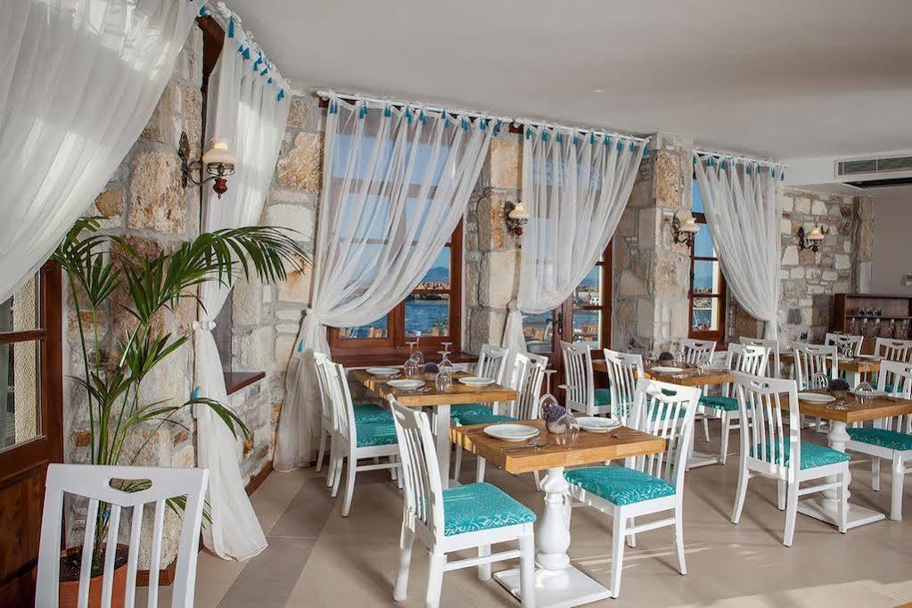 Hotel La Petra 3*