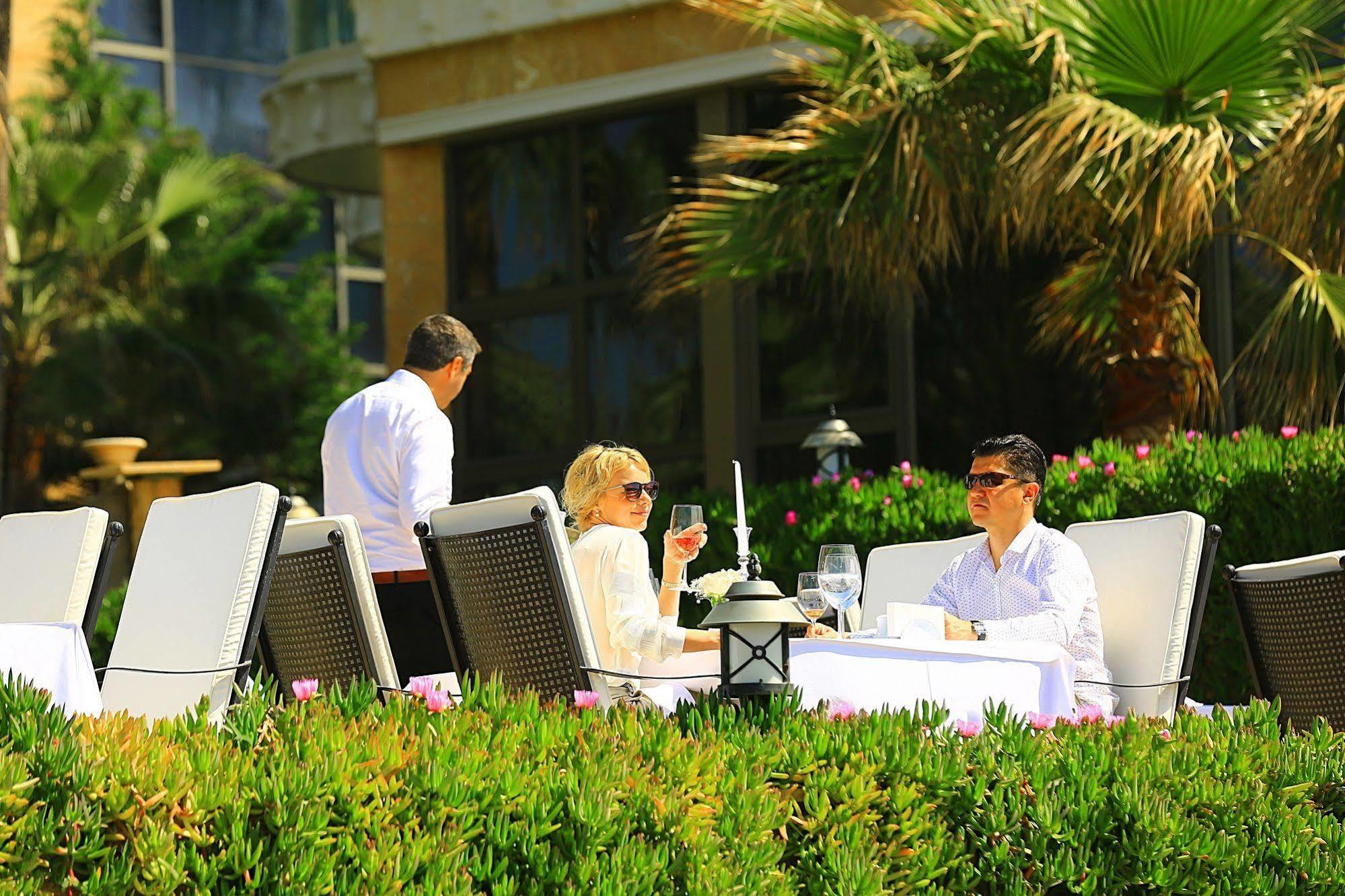 Augusto Boutique & 4*