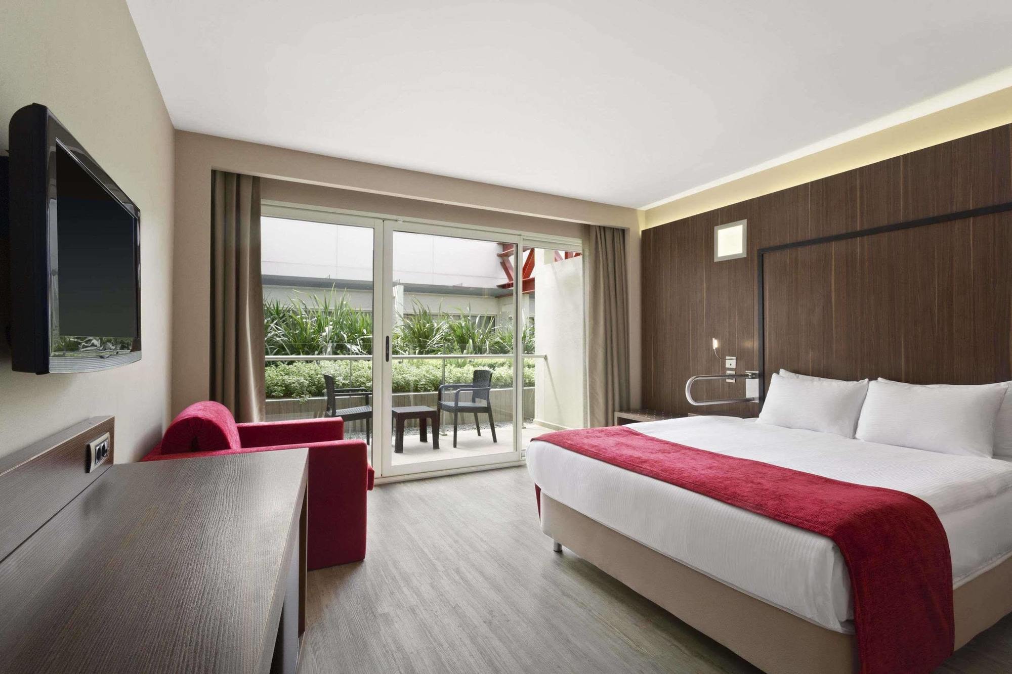 Ramada Encore By Wyndham Hotel