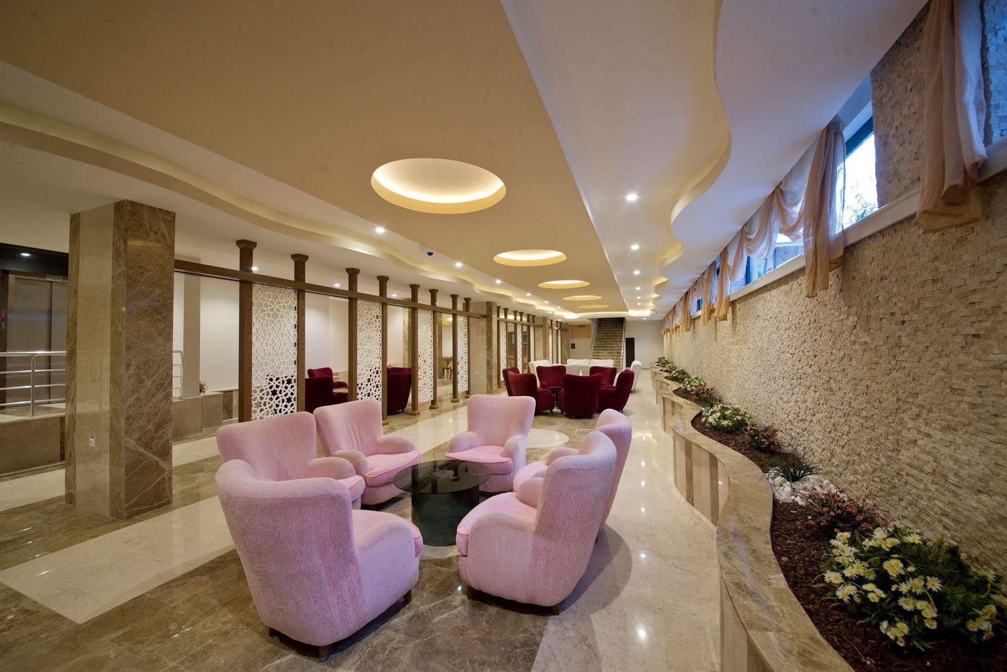 Mc Mahberi Hotel