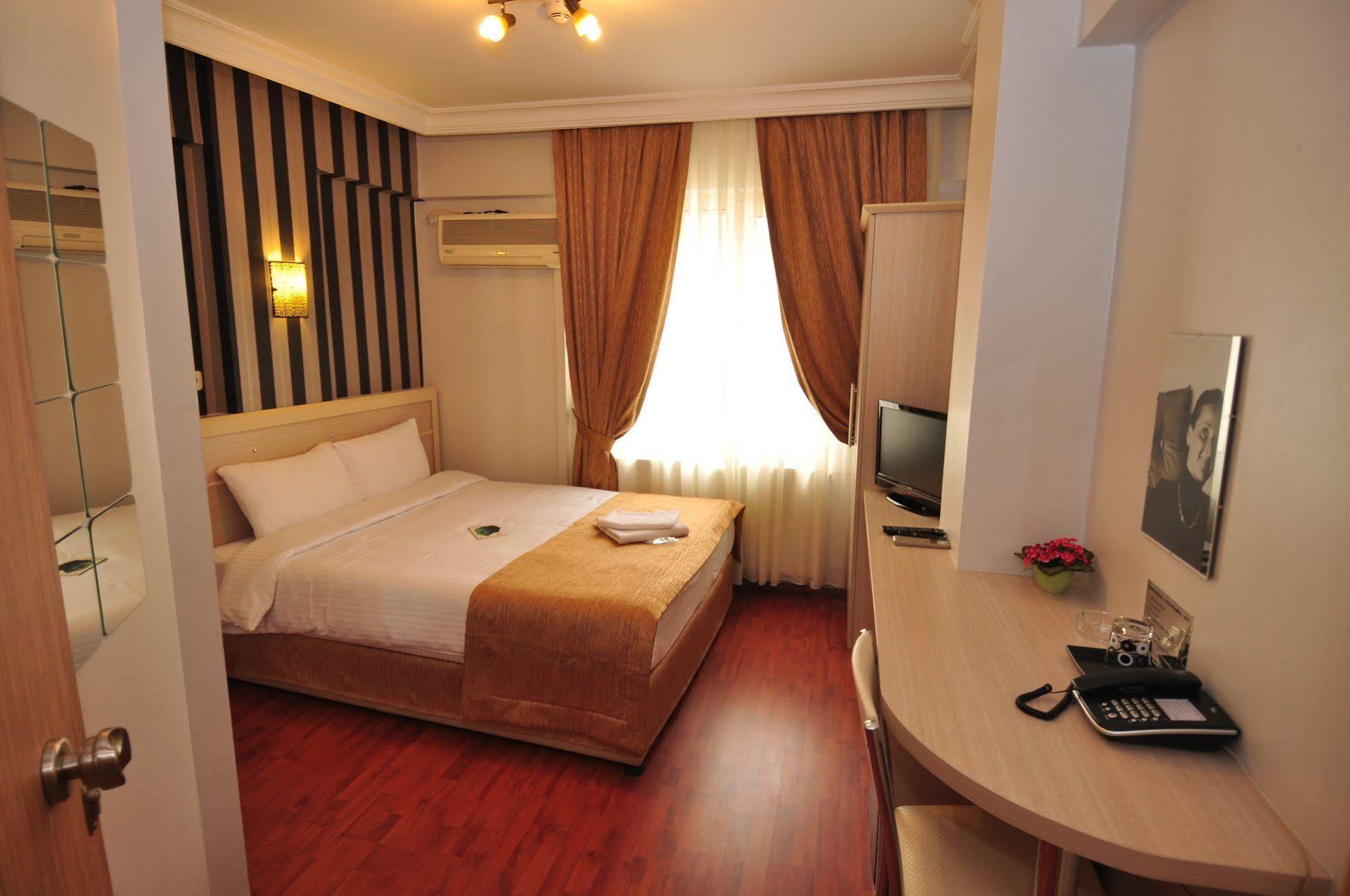 Mini Hotel