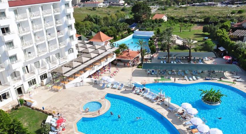 Resort Serenis Side