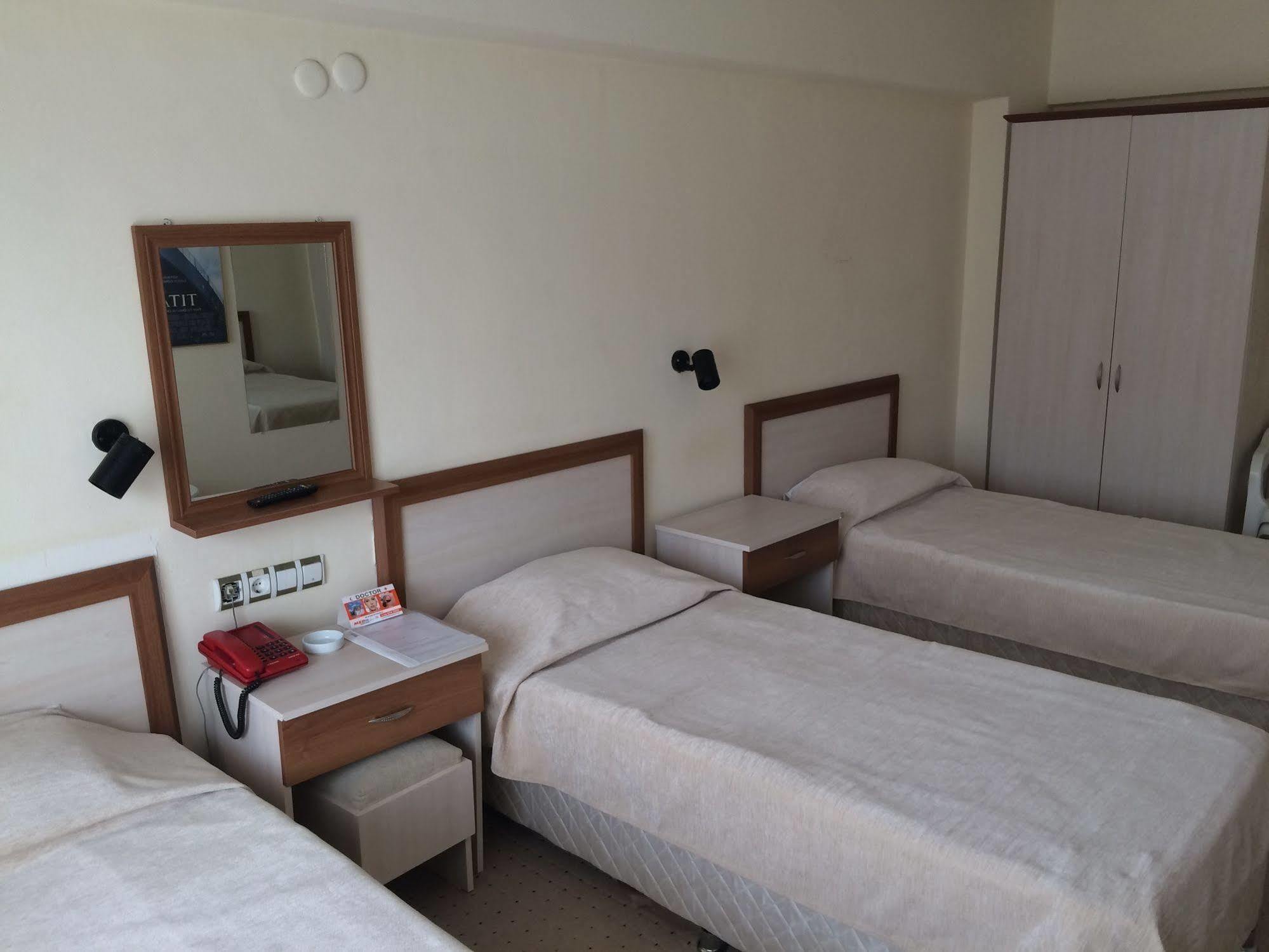 Hotel Saturn