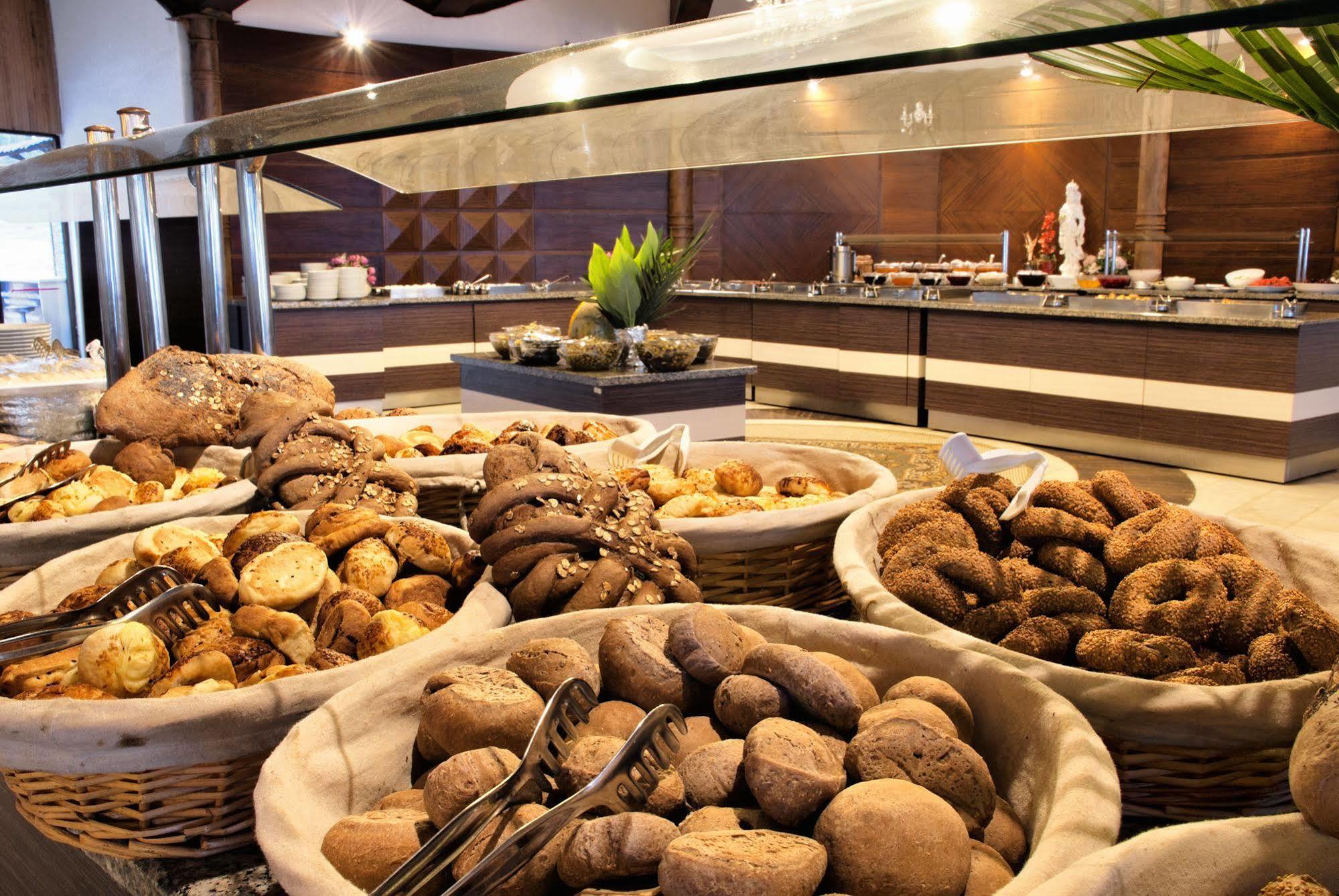 Resort Omer Kusadasi