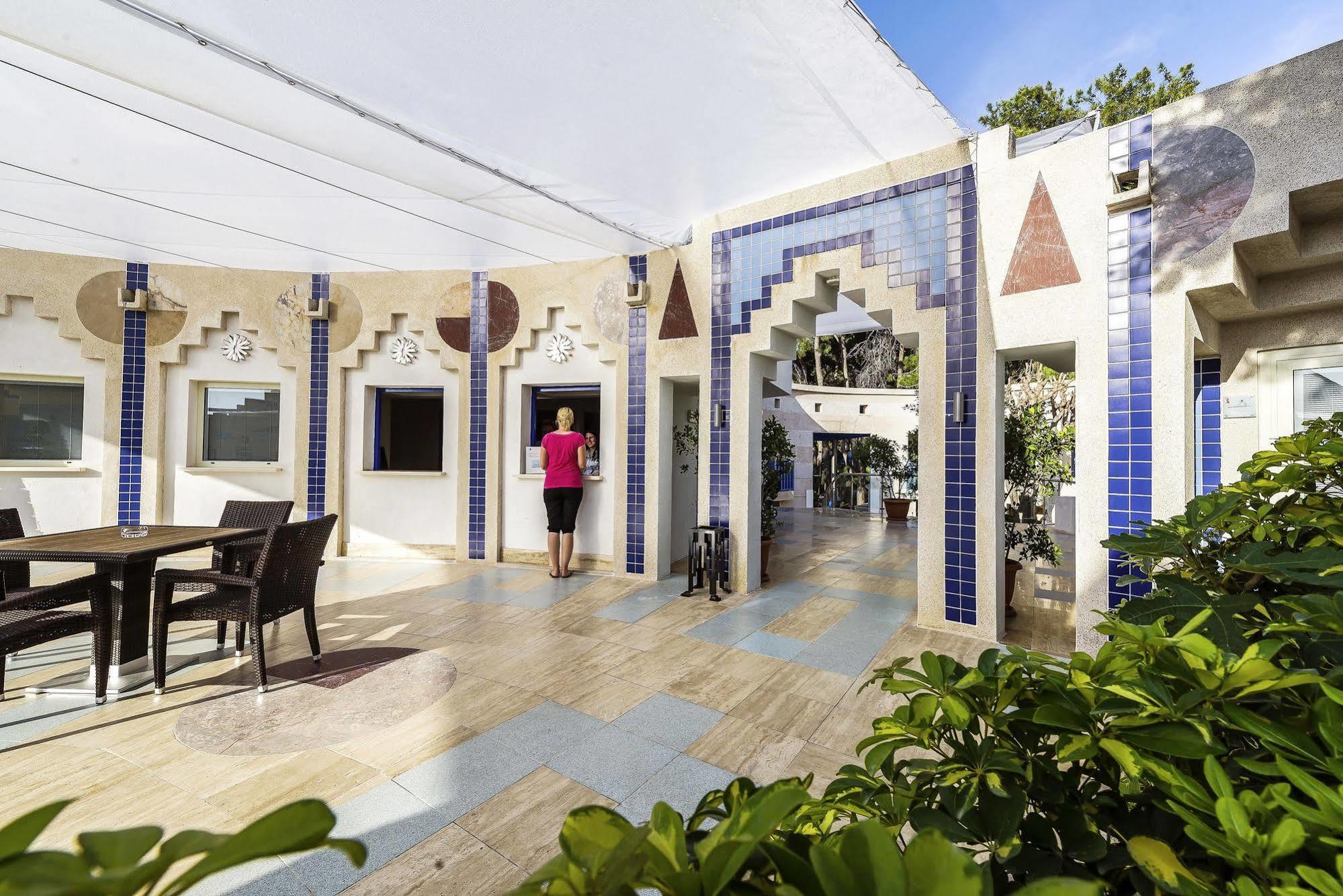 Resort Robinson Pamfilya