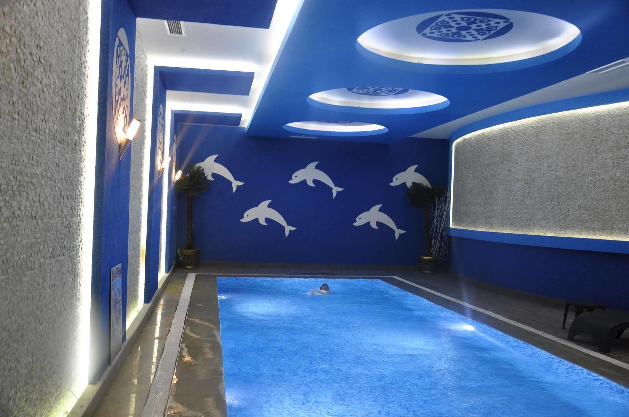 Hotel Elips Royal &