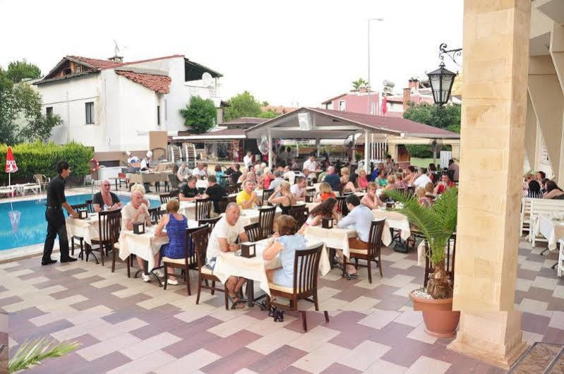 Aparthotel Selen 2*
