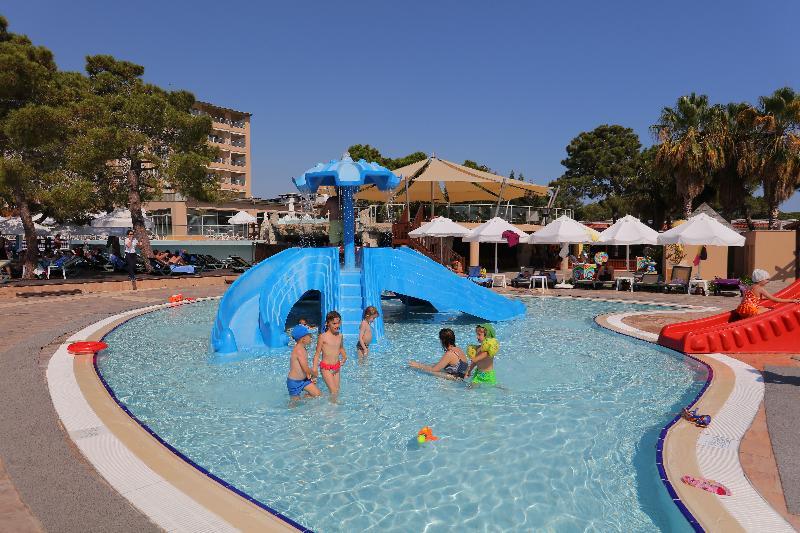 Sueno Resort Side