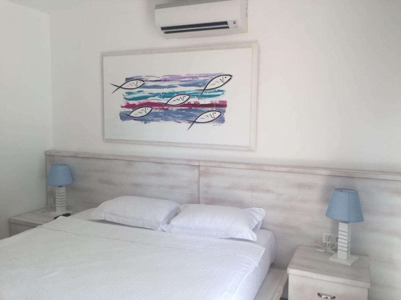 Hotel No 111 Boutique *