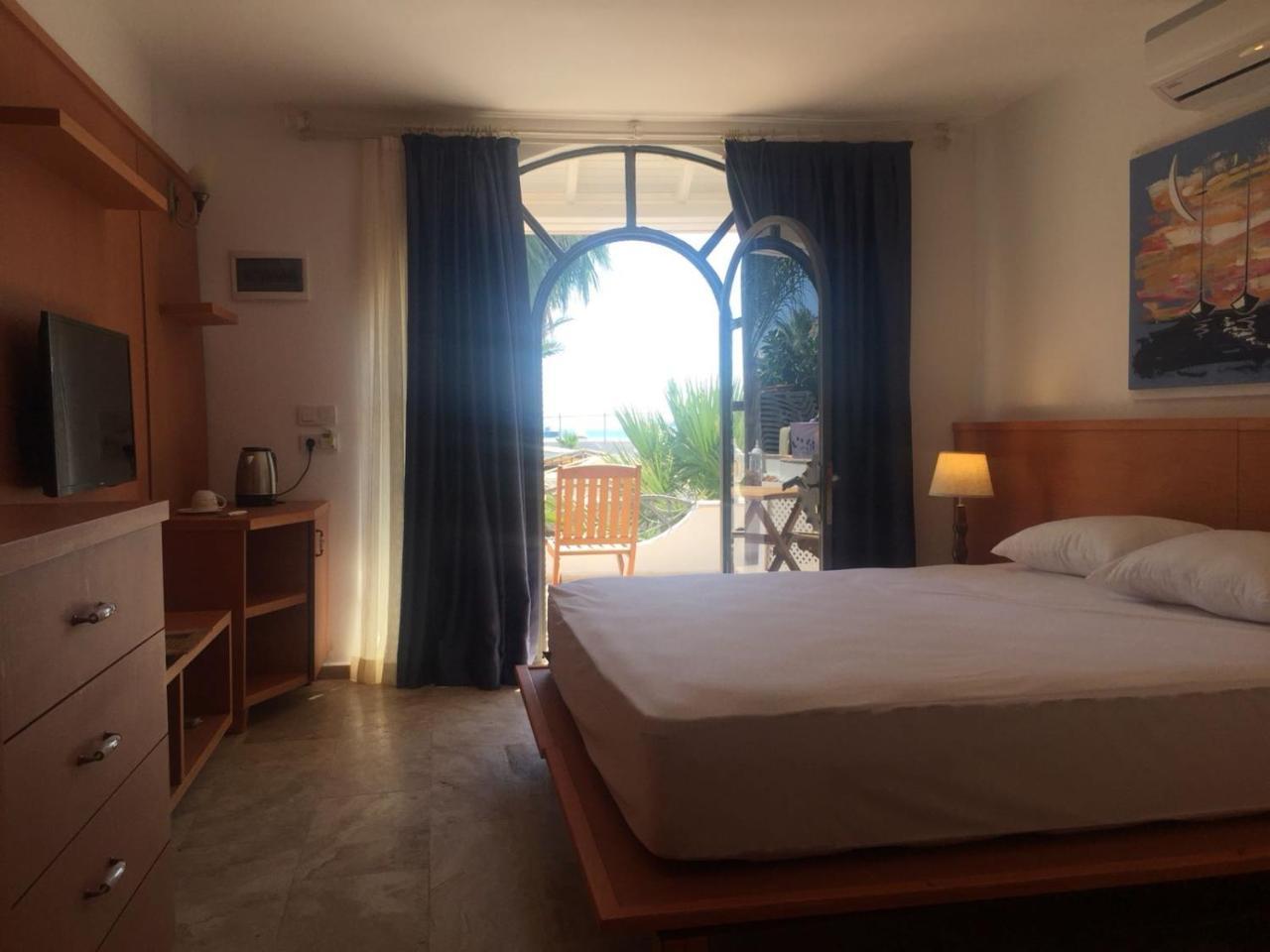 No 111 Boutique Hotel Golturkbuku