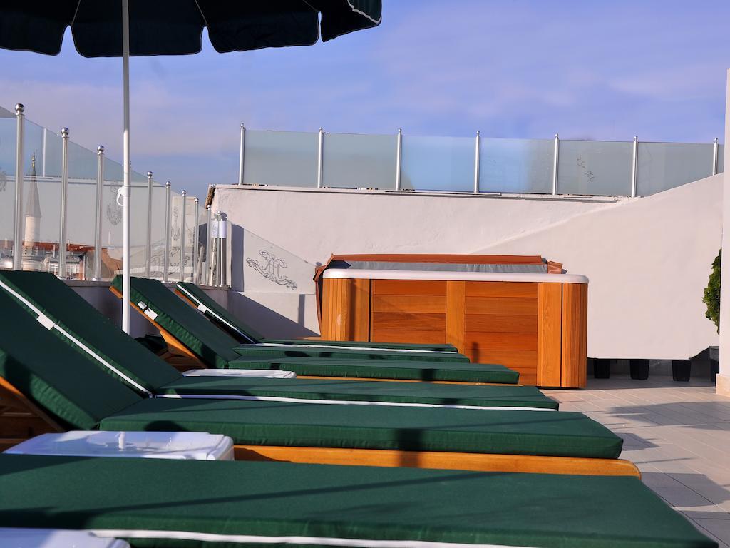 Divani Ali 4*