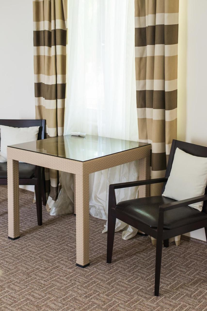 Sofia Aparthotel 3*