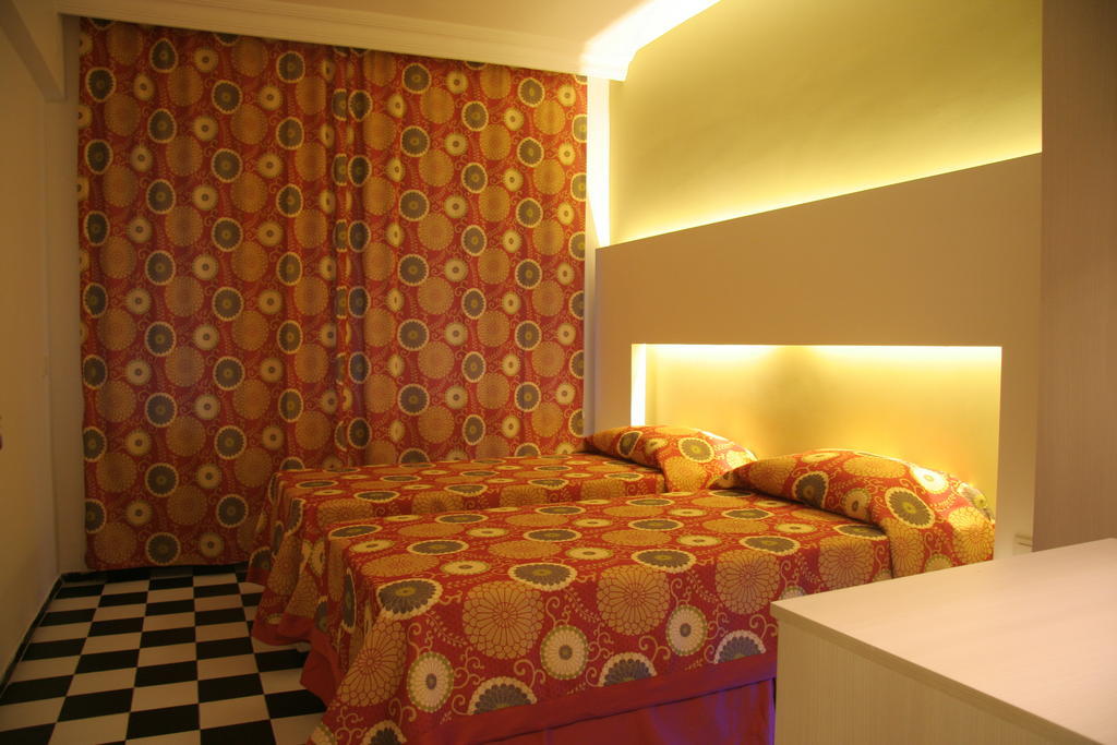 Orient Hotel 3*