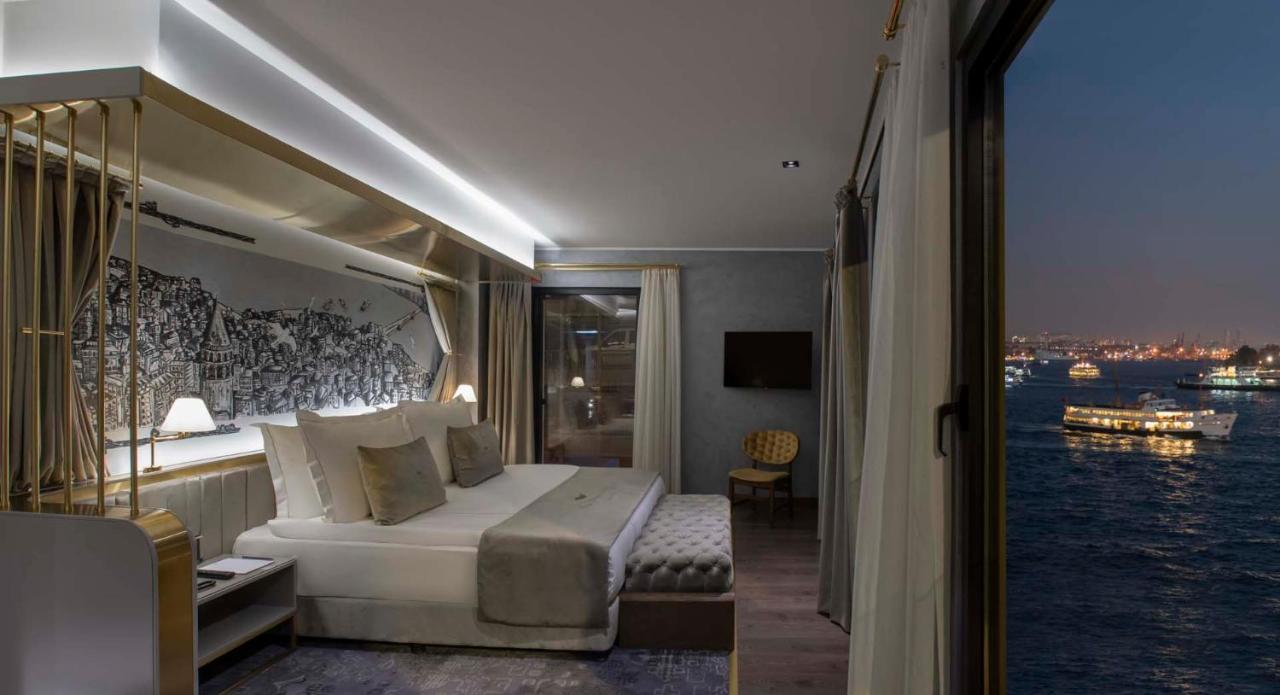 Hotel The Wings 4*