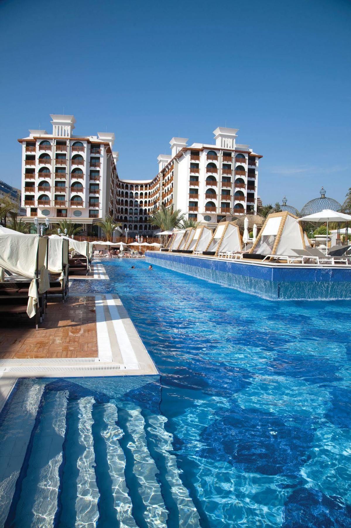 Hotel Quattro &