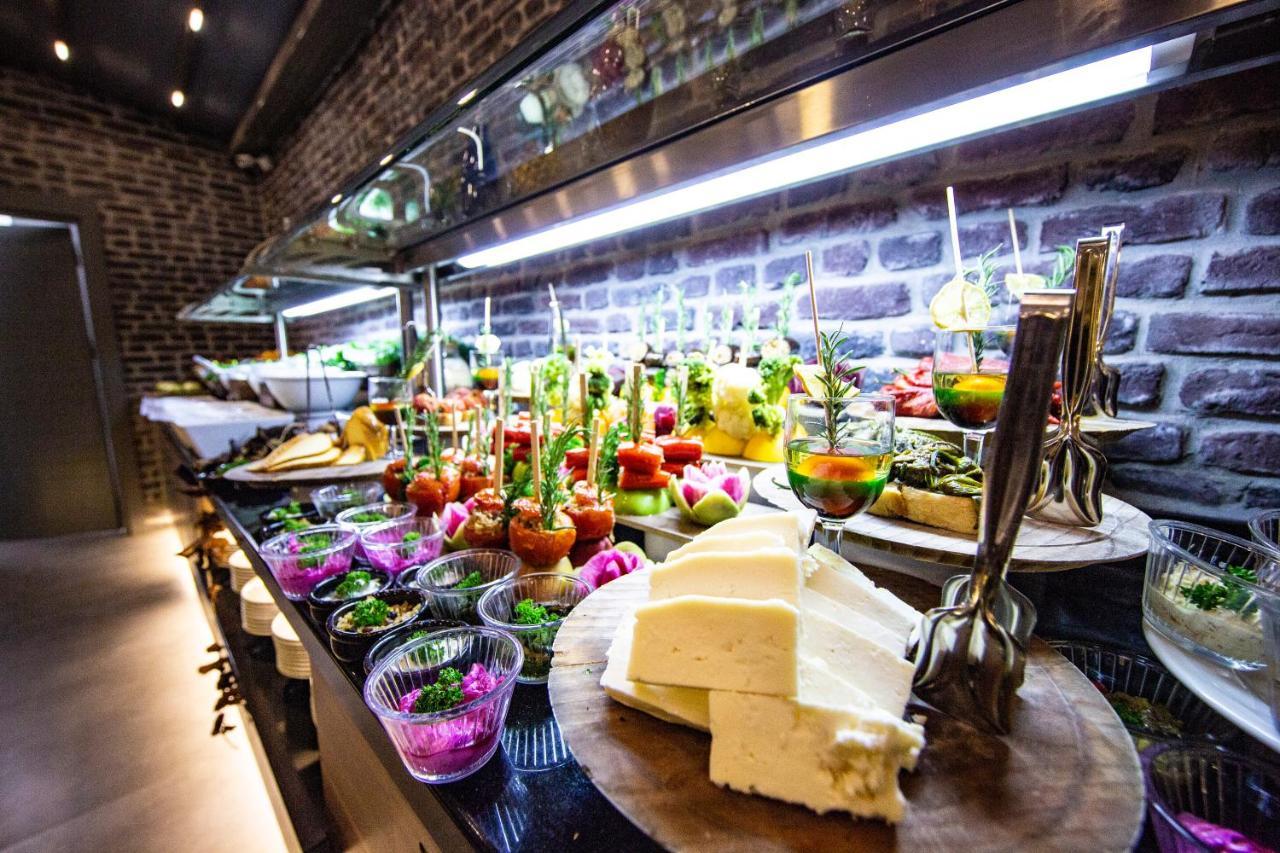 Laren Family & - Boutique Class Hotel