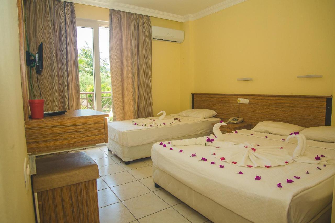 Hotel Dinara Garden