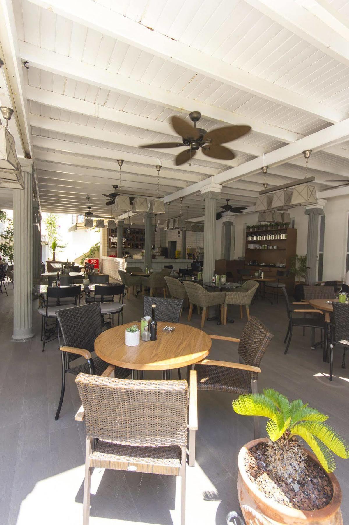 Doubletree By Hilton Marina Vista Hotel 4*